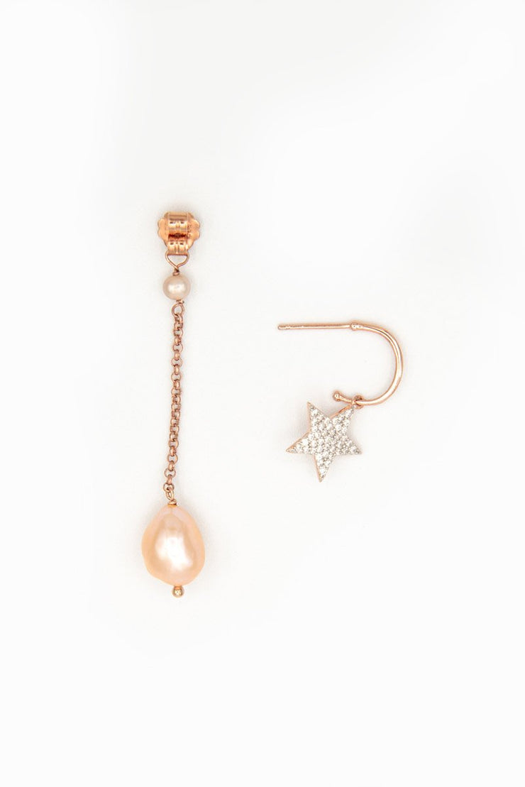 DIADEMA - Orecchini a semicerchio con stella e pendente perla cipria